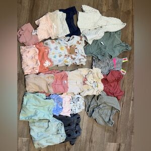 Newborn girl lot
